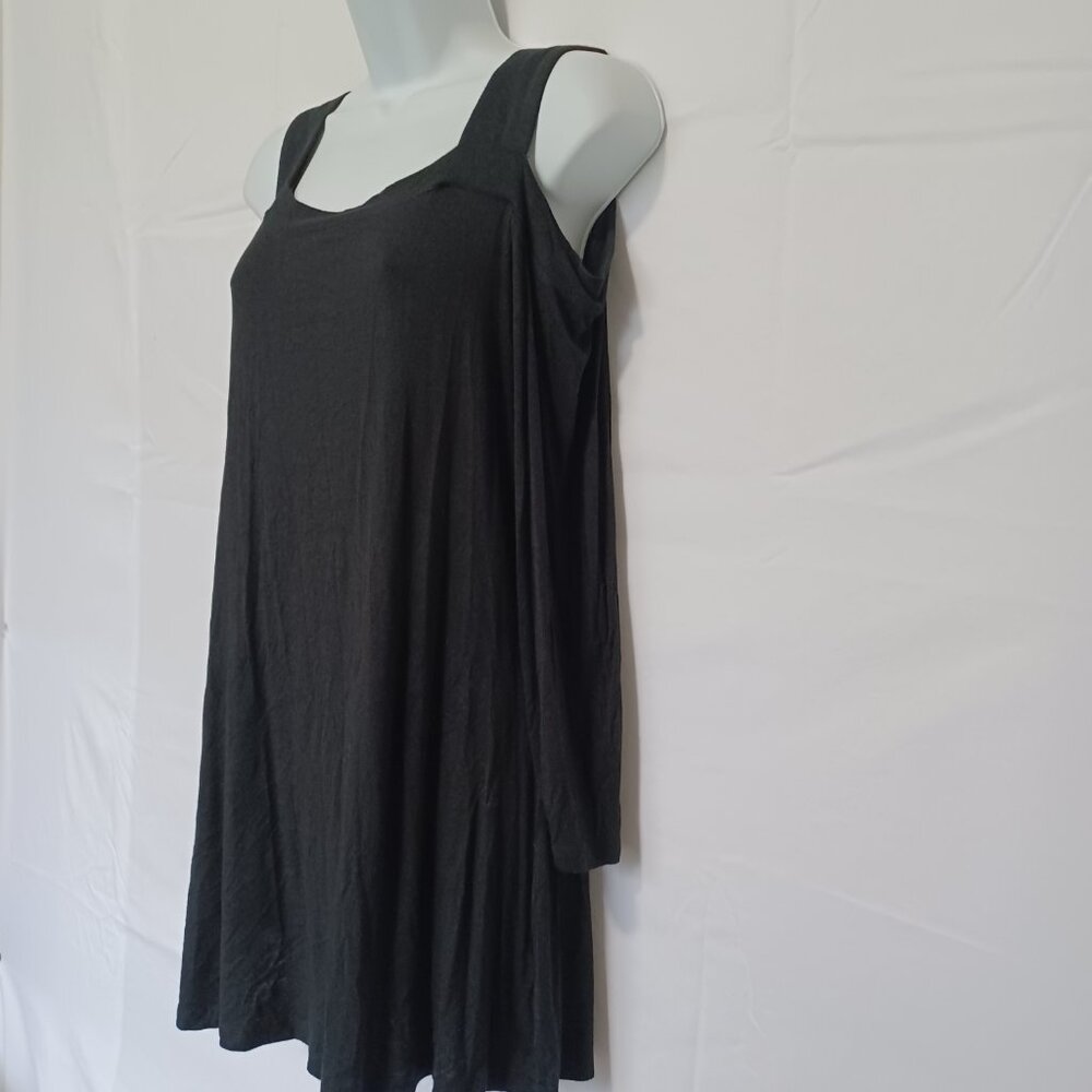 Venus women top black cold shoulder stretch sz M feminine dark academia casual - Picture 3 of 6